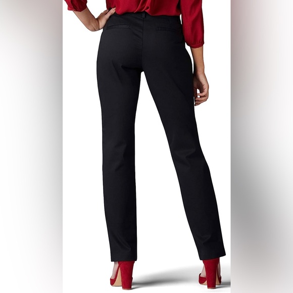 Lee Relaxed Fit Wrinkle Free Straight Leg Pants - Picture 3 of 8